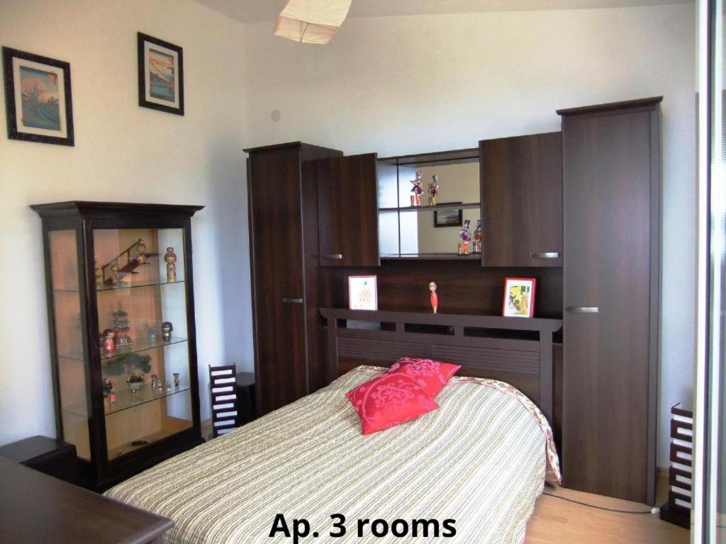 Deby House Apartment *